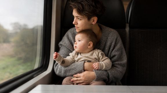 Voyager en train avec un bébé : points de vigilance et astuces pratiques