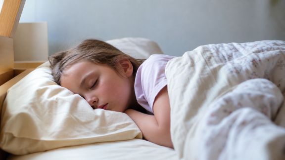 L’impact du sommeil sur les capacités d’apprentissage des enfants : conseils pour de bonnes nuits