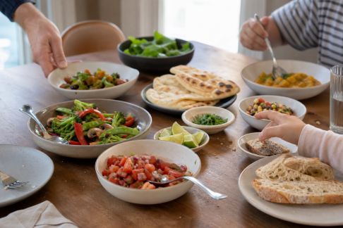 Introduire les saveurs du monde dans les repas familiaux sans compliquer la préparation