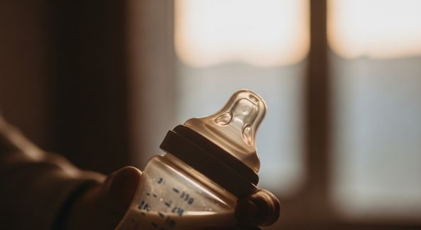 Allaitement ou biberon : que choisir pour son bébé ?